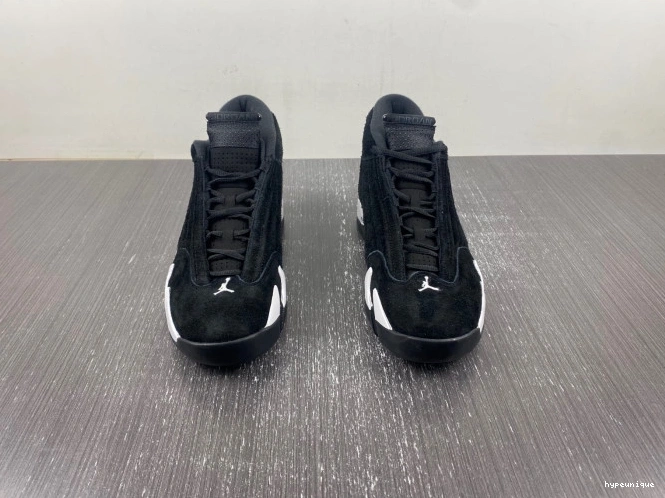 HYPE White Black Air University Red 14 487471-016 Jordan 0628